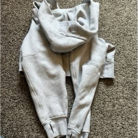 Lululemon Scuba - Picture 4 of 4